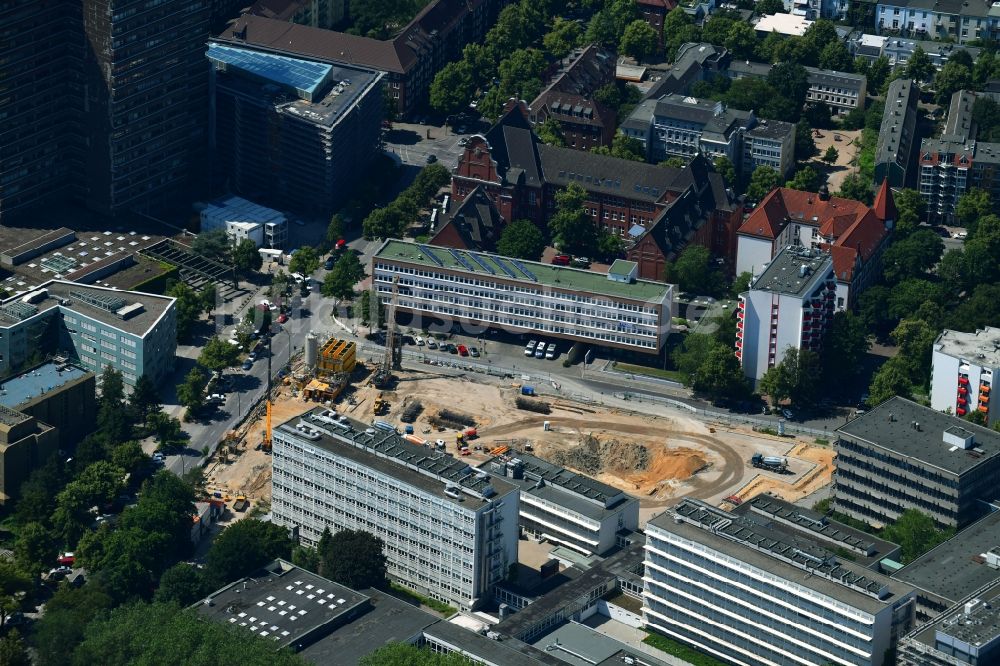 Hamburg aus der Vogelperspektive: Campus- Universitäts- Bereich mit Neubau- Baustelle MIN-Forum und Informatik-Neubau im Ortsteil Rotherbaum in Hamburg, Deutschland