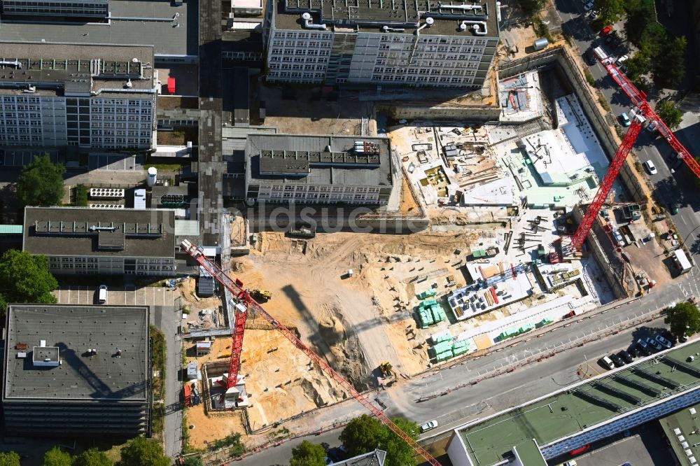 Luftaufnahme Hamburg - Campus- Universitäts- Bereich mit Neubau- Baustelle MIN-Forum und Informatik-Neubau im Ortsteil Rotherbaum in Hamburg, Deutschland