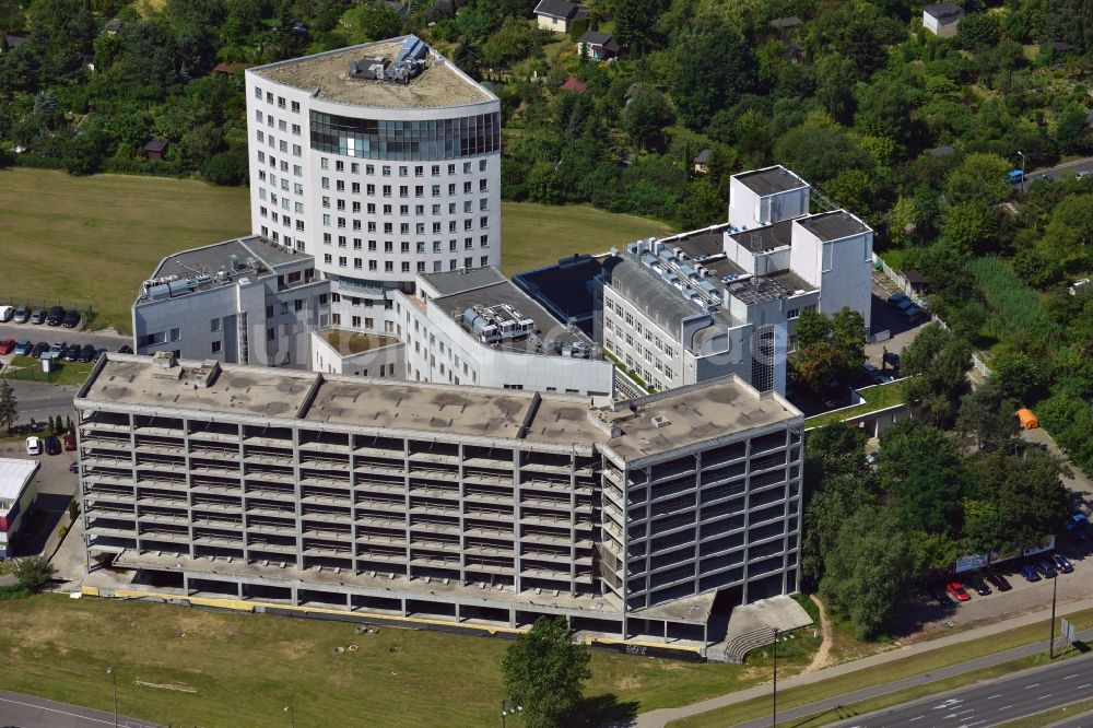 Luftbild Warschau - Carolina Medical Center im Bezirk Mokotow in Warschau in Polen