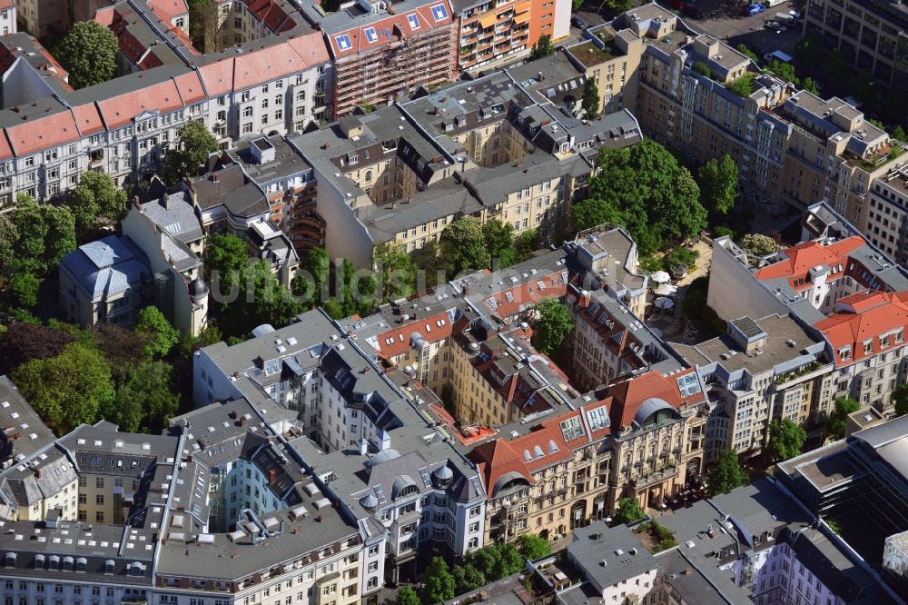 Berlin aus der Vogelperspektive: Carree' zwischen Uhlandstraße und Fasanenstraße im Stadtteil Charlottenburg von Berlin