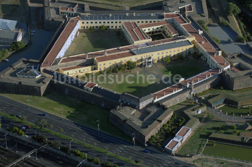 Kapstadt von oben - Castle of Good Hope in Kapstadt / Cape Town in Südafrika / South Africa