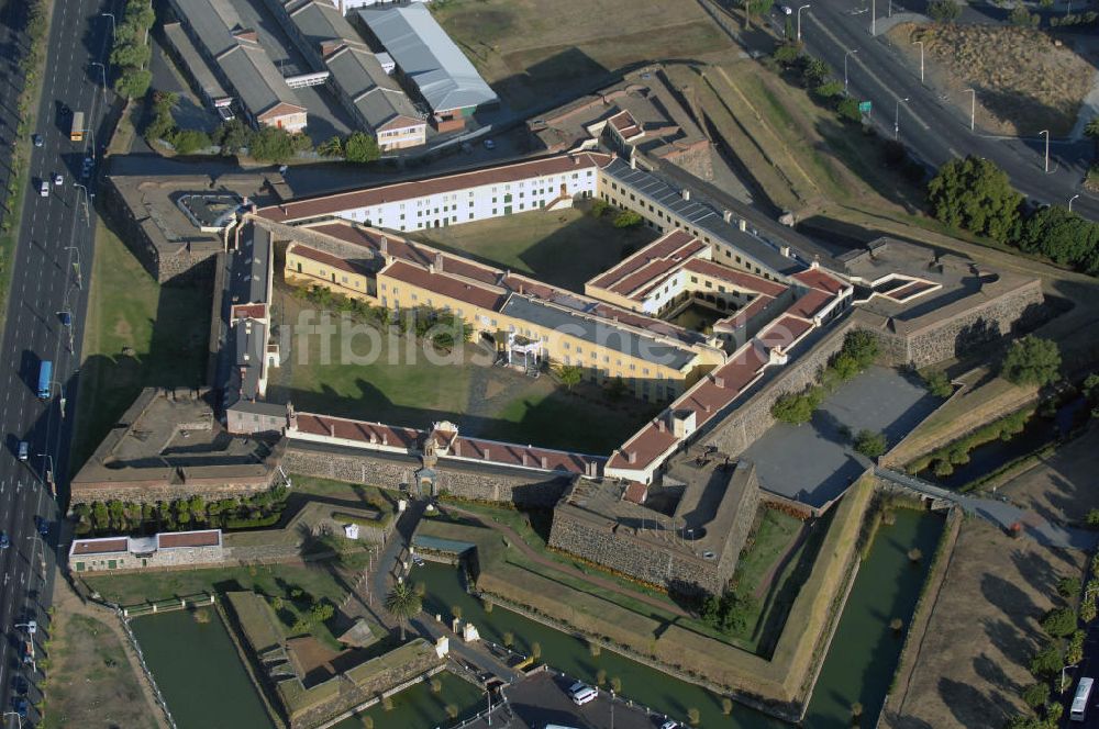 Luftbild Kapstadt - Castle of Good Hope in Kapstadt / Cape Town in Südafrika / South Africa