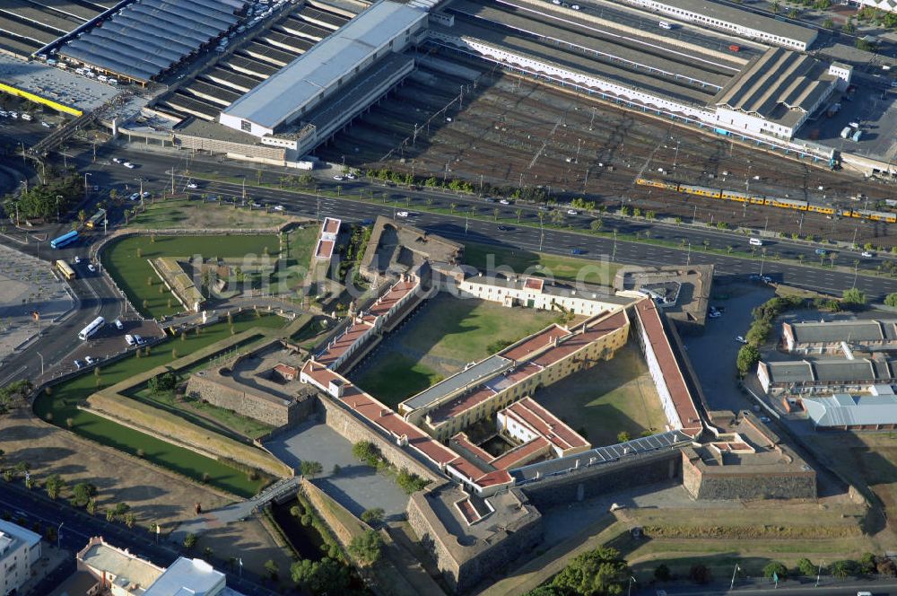 Kapstadt aus der Vogelperspektive: Castle of Good Hope in Kapstadt / Cape Town in Südafrika / South Africa