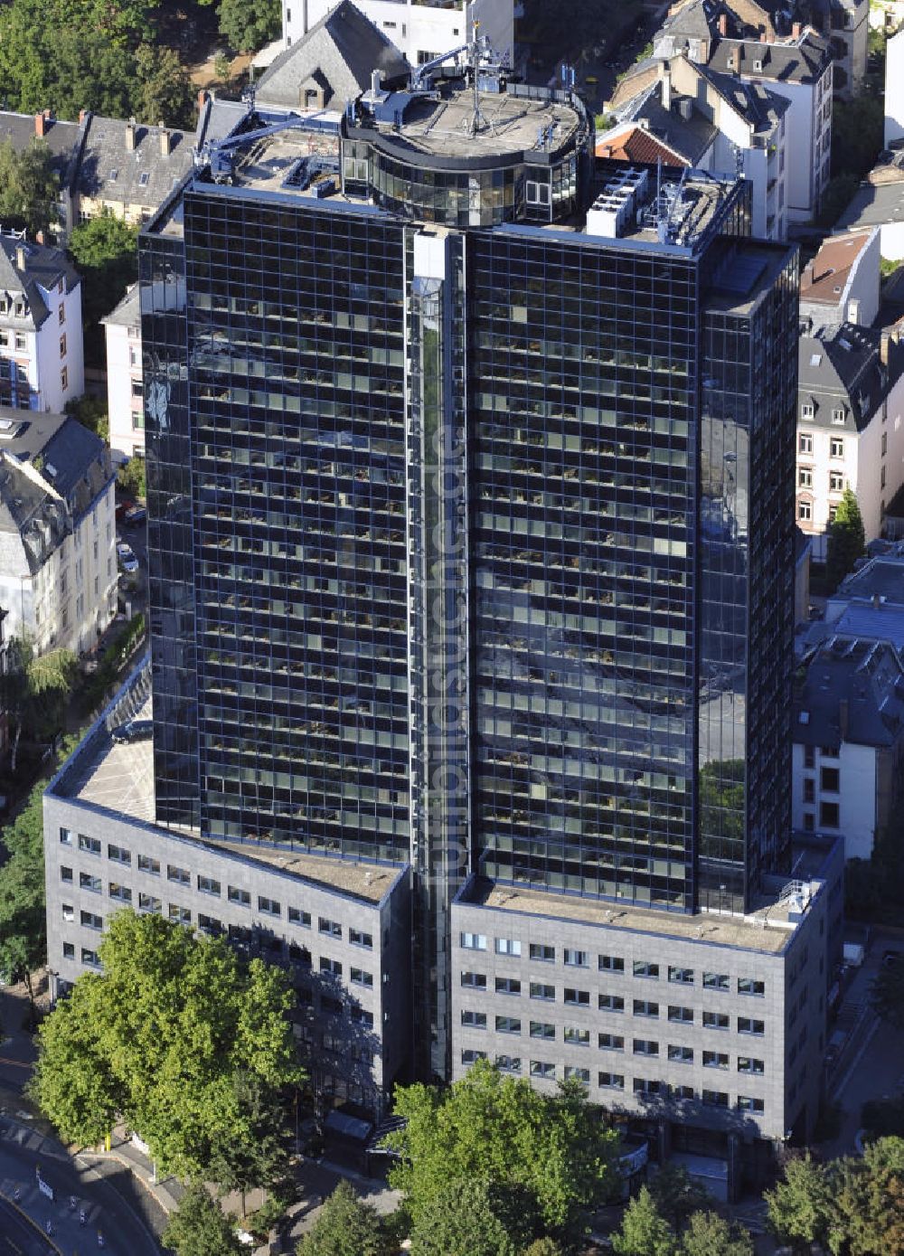 Luftaufnahme Frankfurt am Main - Center Immobilien GmbH beim Nibelungenplatz in Frankfurt am Main