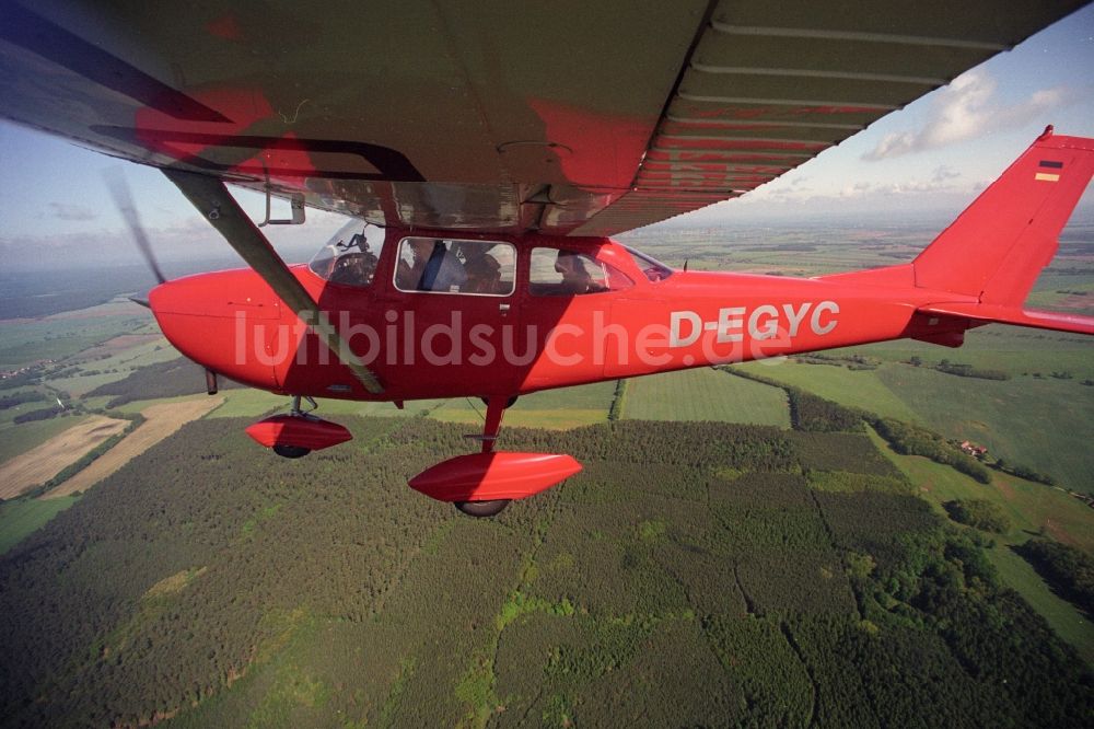 Luftbild Neuhardenberg - Cessna 172 D-EGYC der Agentur euroluftbild.de in Neuhardenberg im Bundesland Brandenburg, Deutschland