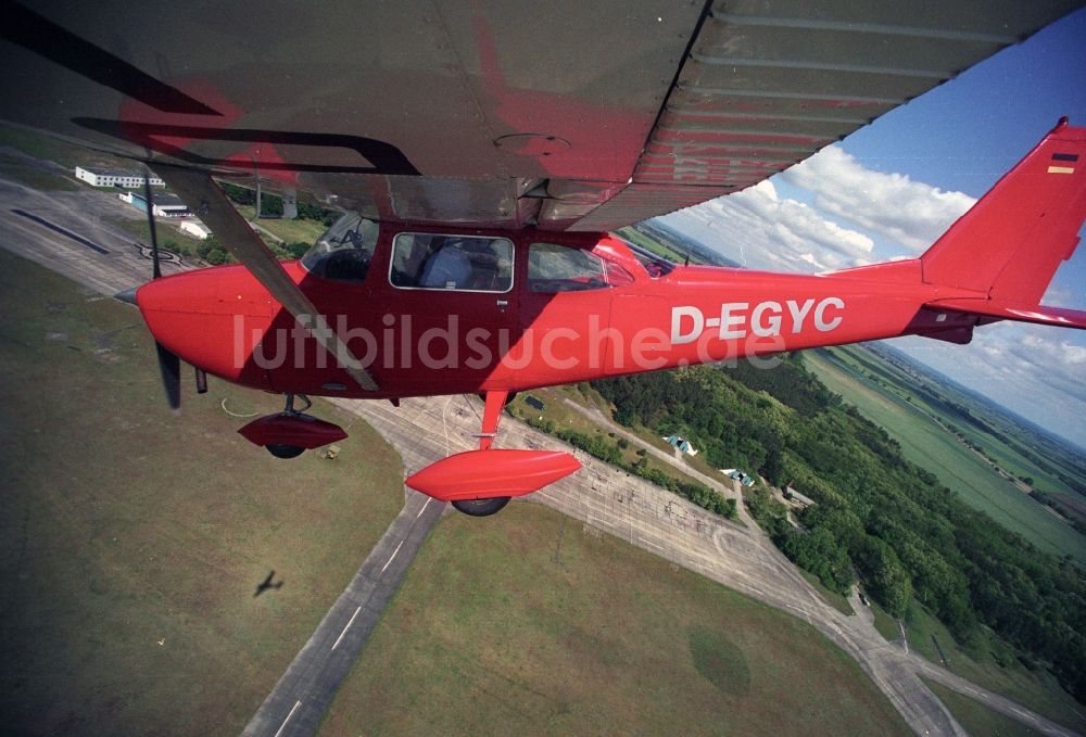 Luftaufnahme Neuhardenberg - Cessna 172 D-EGYC der Agentur euroluftbild.de in Neuhardenberg im Bundesland Brandenburg, Deutschland