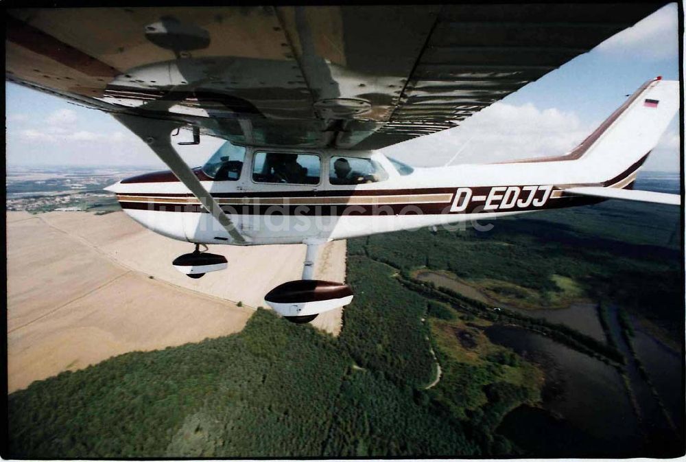 Leipzig aus der Vogelperspektive: Cessna 172 auf einem Überlandflug bei Leipzig