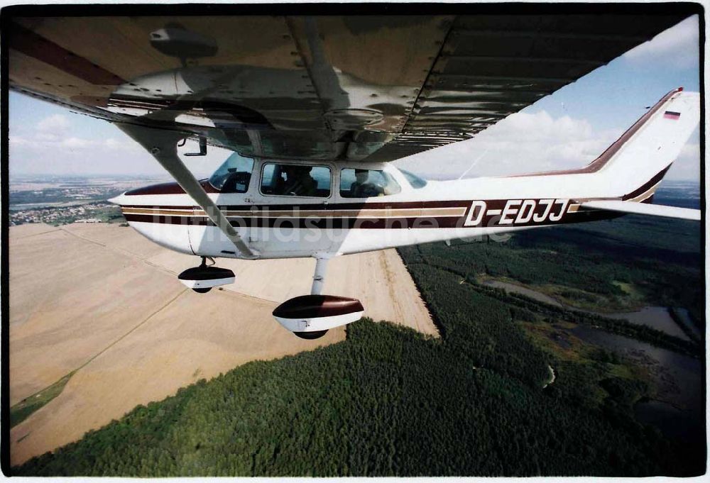 Luftbild Leipzig - Cessna 172 auf einem Überlandflug bei Leipzig