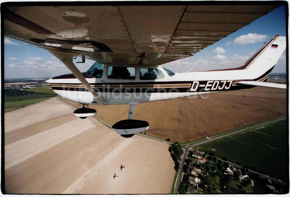 Luftaufnahme Leipzig - Cessna 172 auf einem Überlandflug bei Leipzig