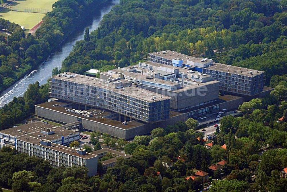 Berlin aus der Vogelperspektive: Charité-Universitätsklinikum Campus Benjamin Franklin in Berlin-Steglitz