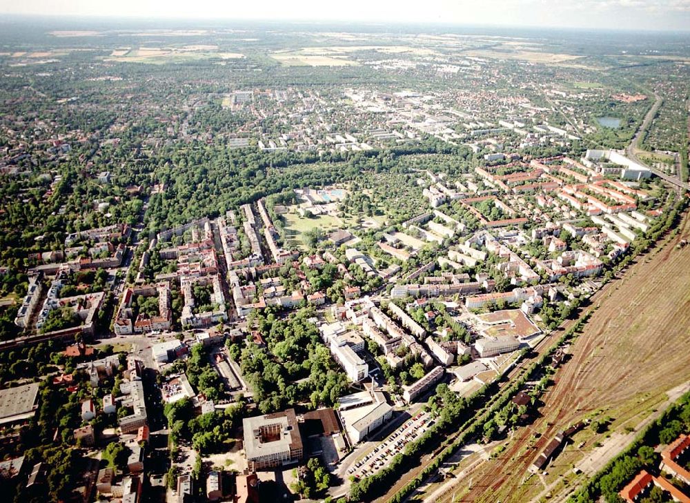 Berlin - Pankow von oben - Charitas-Kilnik Maria Heimsuchung Pankow Breite Str. 46/47, 13187 Berlin. Datm: 14.07.03