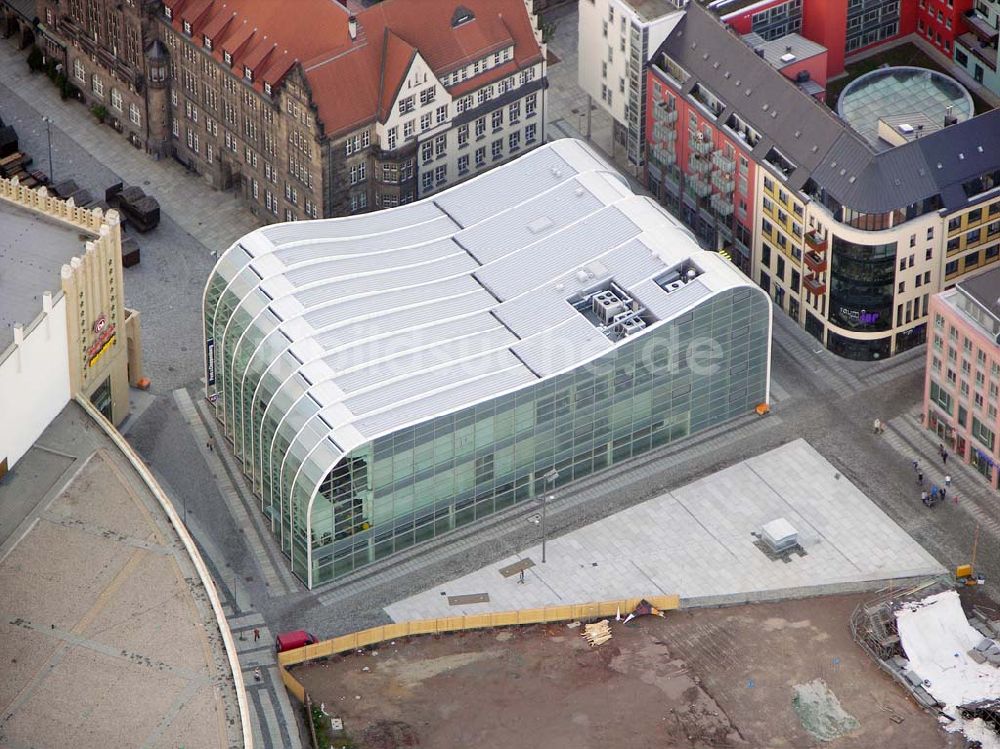 Chemnitz aus der Vogelperspektive: Chemnitz Kaufhaus Peek & Cloppenburg am Neumarkt