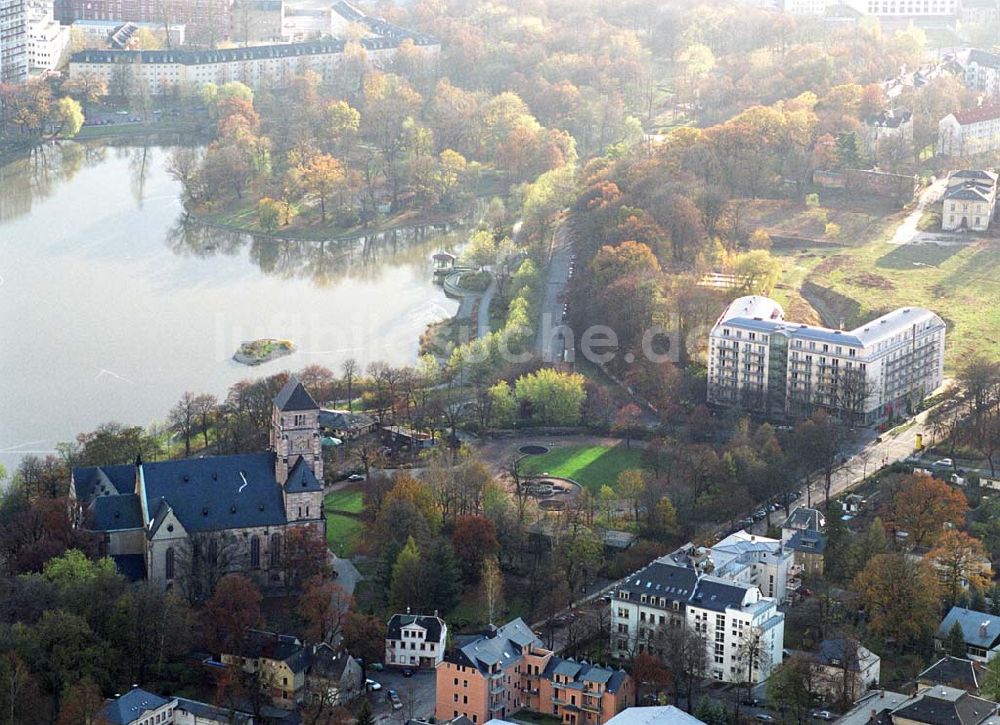 Chemnitz von oben - Chemnitz Wohnpark am Schloßteich