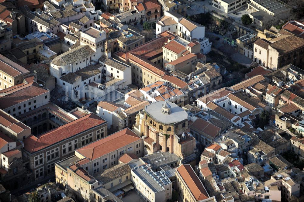 Palermo aus der Vogelperspektive: Chiesa del Santissimo Salvatore in Palermo auf Sizilien in Italien