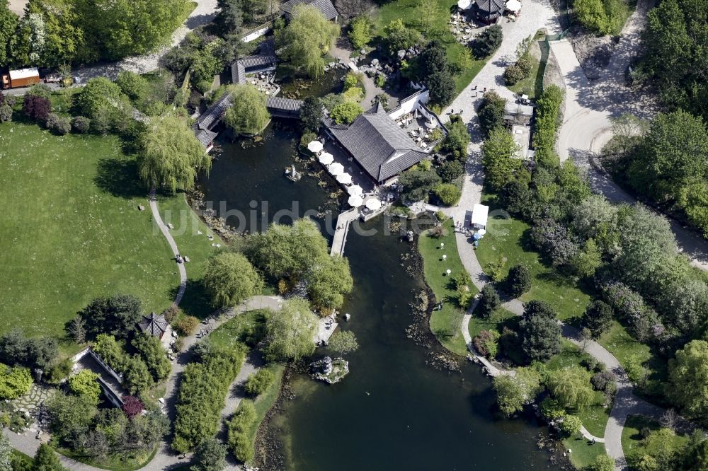 Berlin Aus Der Vogelperspektive Chinesisches Teehaus Und Teich Im