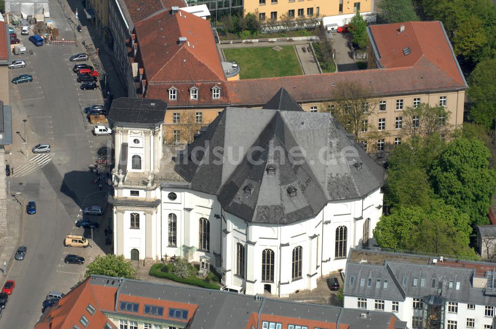 Berlin von oben - Church Parochialkirche Klosterstrasse Berlin-Mitte