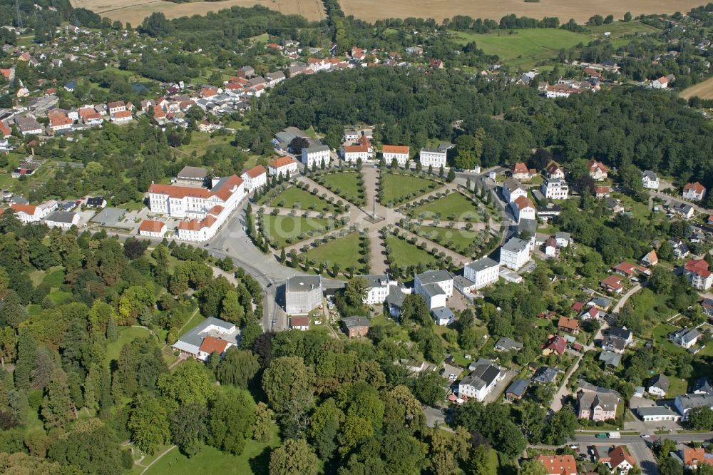 Putbus aus der Vogelperspektive: Circus in Putbus auf der Insel Rügen im Bundesland Mecklenburg-Vorpommern