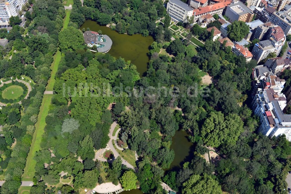 Luftbild Bukarest - Cismigiu-Park in Bukarest in Rumänien