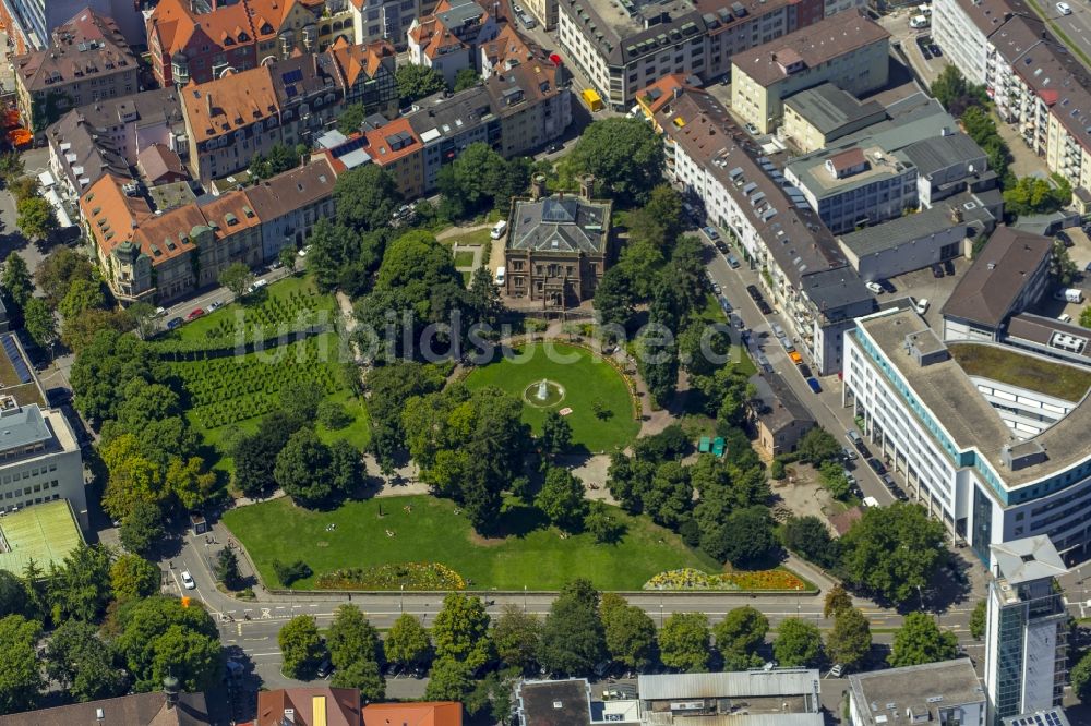 Luftaufnahme Freiburg im Breisgau - Colombischlössle Herrenhaus in Freiburg im Breisgau im Bundesland Baden-Württemberg