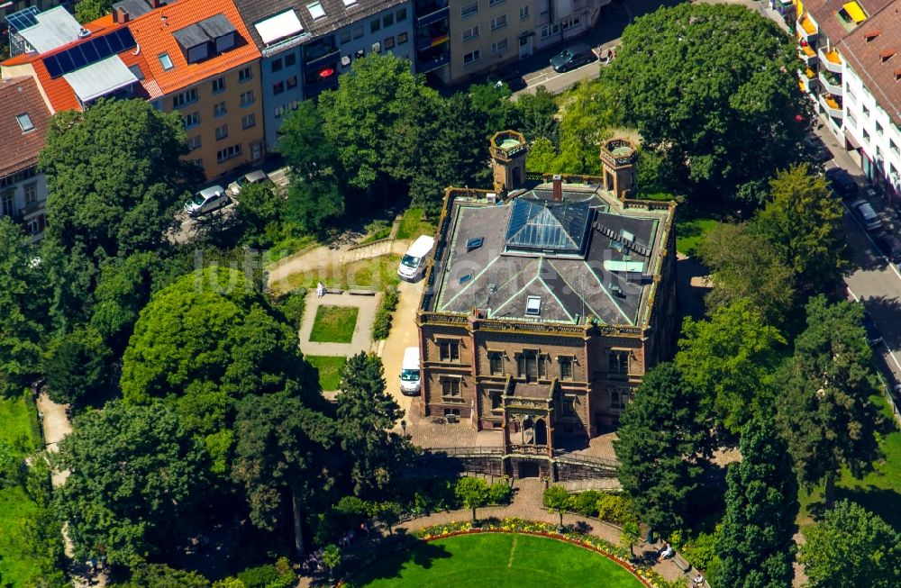 Freiburg im Breisgau aus der Vogelperspektive: Colombischlössle Herrenhaus in Freiburg im Breisgau im Bundesland Baden-Württemberg