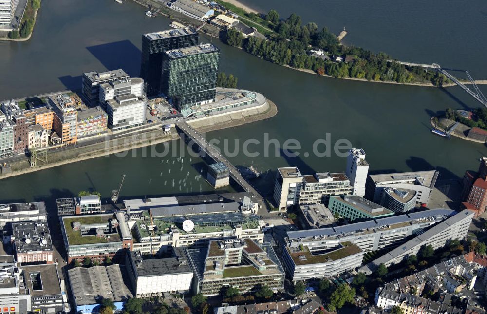 Luftbild Düsseldorf - Colorium und Zwillingstürme im Medienhafen Düsseldorf