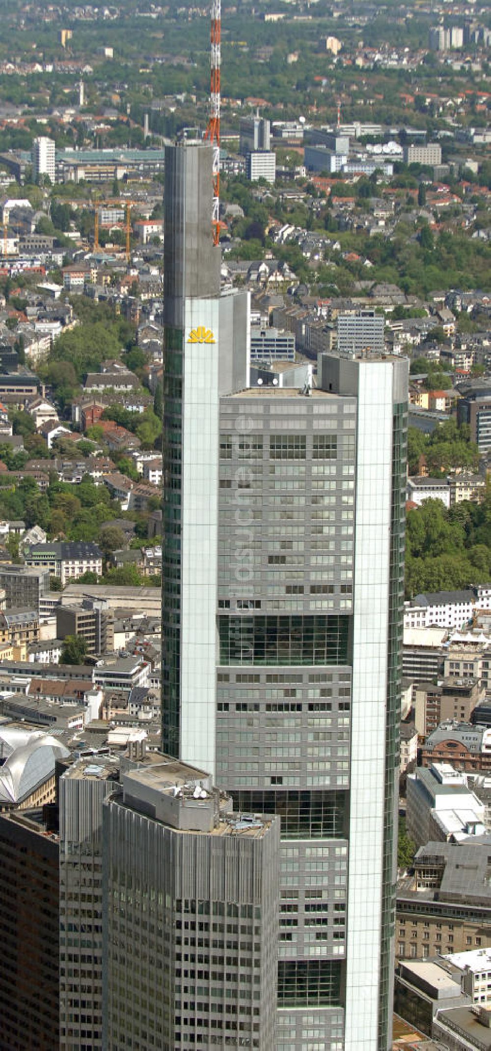 Luftaufnahme Frankfurt am Main - Commerzbank Tower