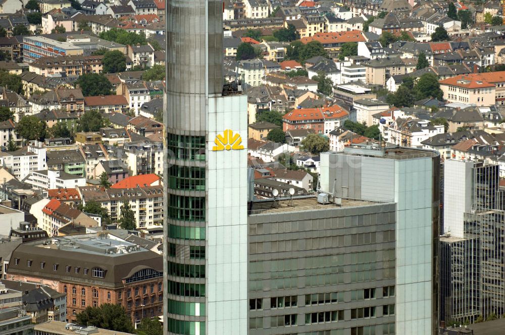 Frankfurt am Main aus der Vogelperspektive: Commerzbank Tower in Frankfurt / Main