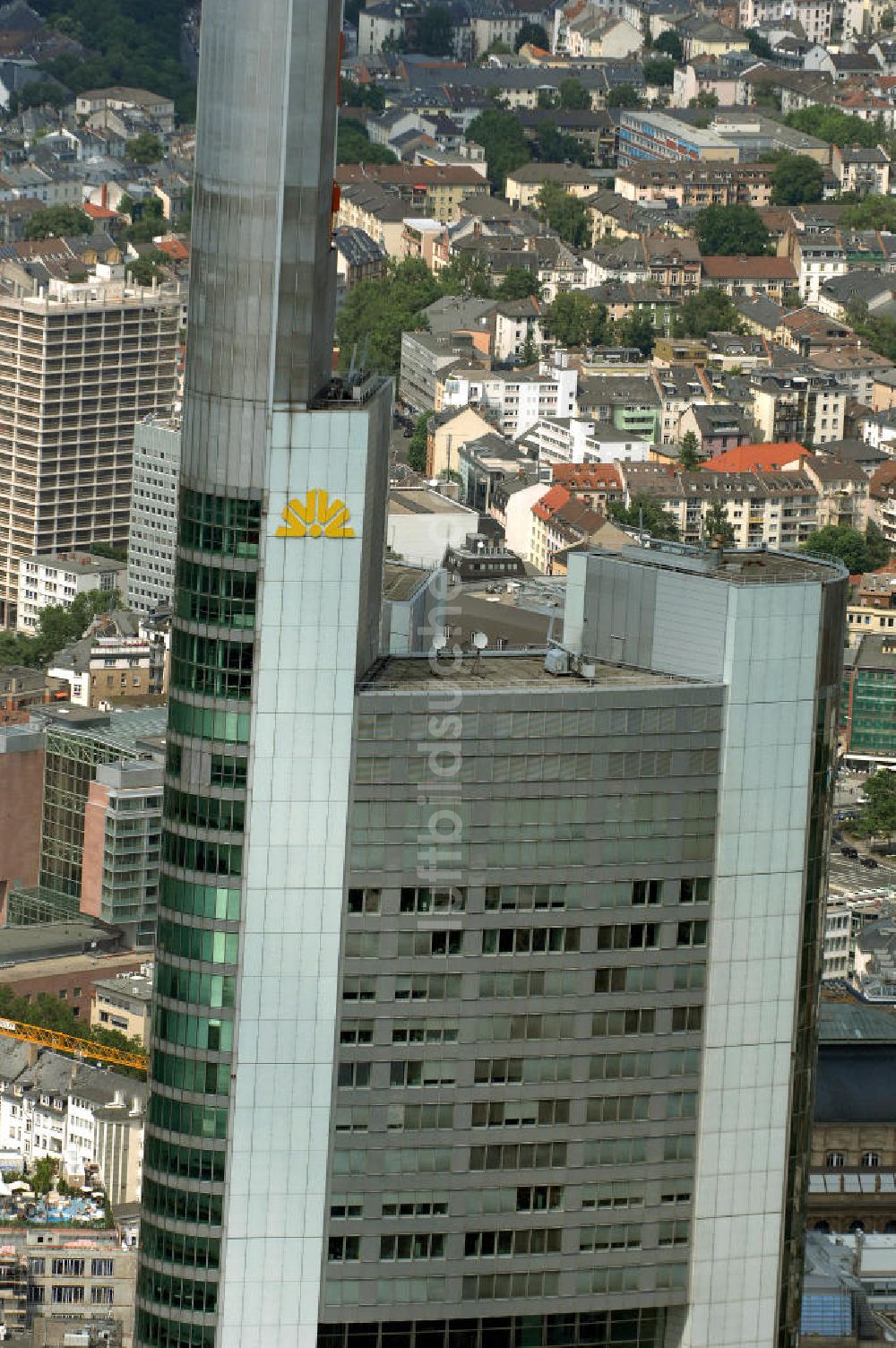 Frankfurt am Main von oben - Commerzbank Tower in Frankfurt / Main