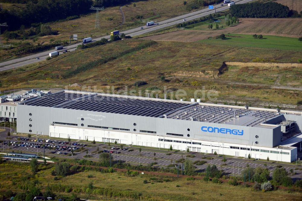Frankfurt (Oder) von oben - CONERGY SolarModule GmbH Fabrik in Frankfurt (Oder) im Bundesland Brandenburg