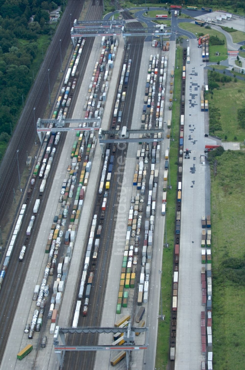 Luftbild Köln - Container- Terminal DUSS Terminal Köln-Eifeltor im GVZ Güterverkehrszentrum im Ortsteil Klettenberg in Köln im Bundesland Nordrhein-Westfalen, Deutschland