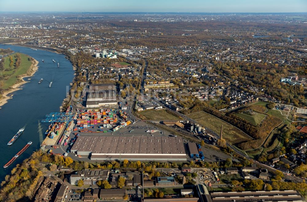 Duisburg aus der Vogelperspektive: Container- Terminal im GVZ Güterverkehrszentrum in Duisburg im Bundesland Nordrhein-Westfalen, Deutschland