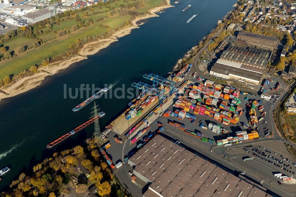 Duisburg von oben - Container- Terminal im GVZ Güterverkehrszentrum in Duisburg im Bundesland Nordrhein-Westfalen, Deutschland