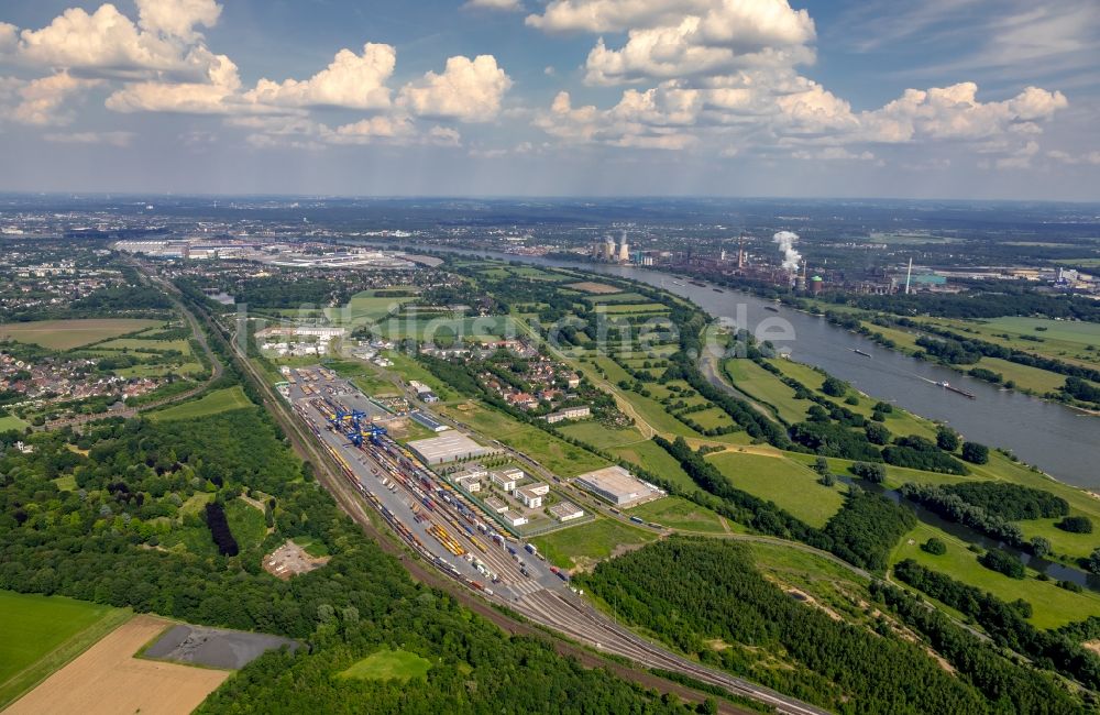 Luftbild Duisburg - Container- Terminal im GVZ Güterverkehrszentrum im Ortsteil Hohenbudberg in Duisburg im Bundesland Nordrhein-Westfalen, Deutschland