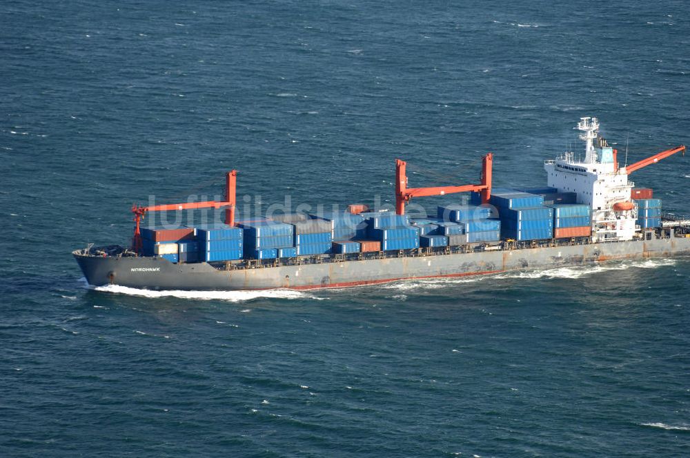 Luftaufnahme Kapstadt / Cap Town - Containerschiff vor Kapstadt / traffic Port Cape Town