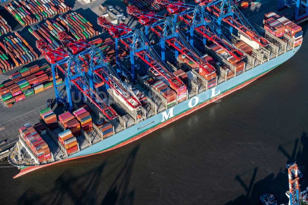 Hamburg von oben - Containerschiff Mol-Treasure am Burchardkai im Hafen im Ortsteil Waltershof in Hamburg, Deutschland