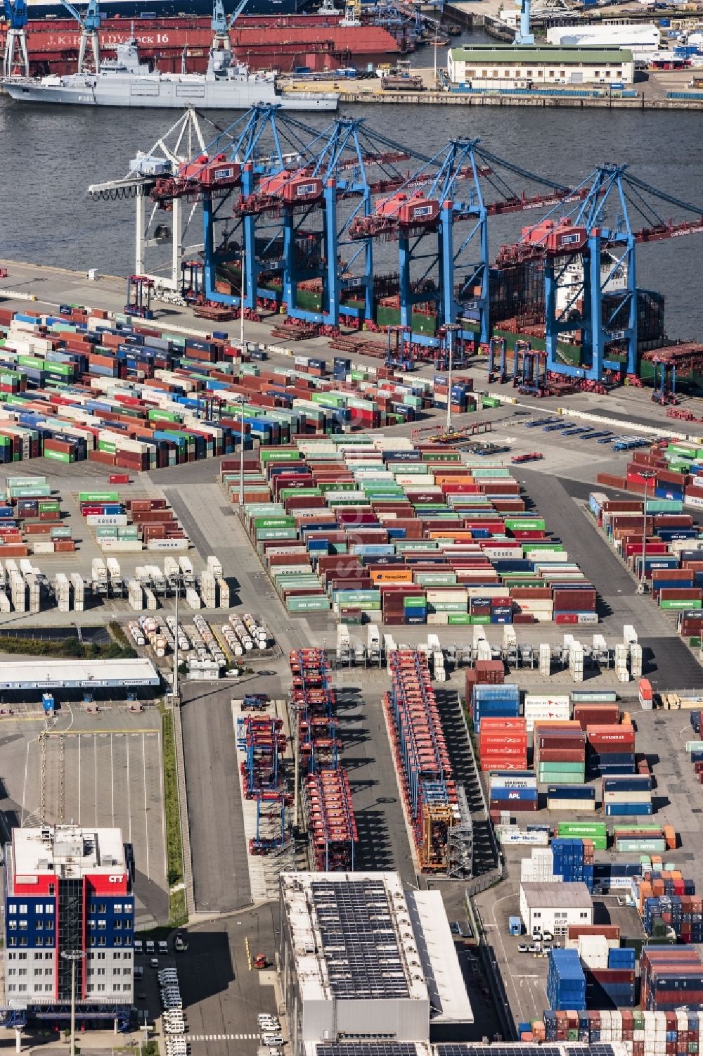 Luftaufnahme Hamburg - Containerterminal im Containerhafen des Überseehafen Hamburg in Hamburg, Deutschland