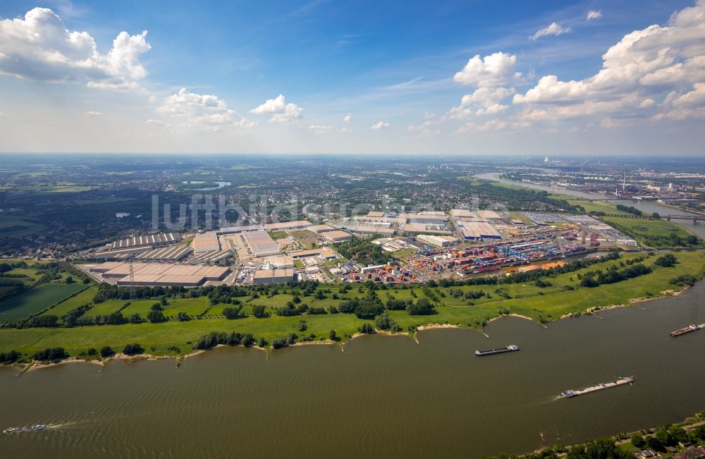 Luftaufnahme Duisburg - Containerterminal im Containerhafen des Binnenhafen der DIT Duisburg Intermodal Terminal GmbH in Duisburg im Bundesland Nordrhein-Westfalen