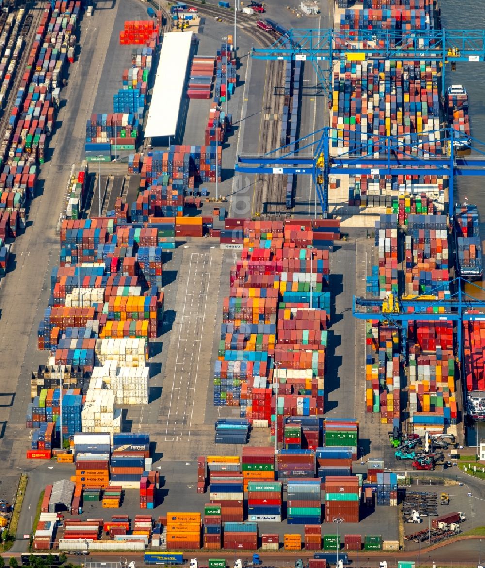 Luftbild Duisburg - Containerterminal im Containerhafen des Binnenhafen der DIT Duisburg Intermodal Terminal GmbH in Duisburg im Bundesland Nordrhein-Westfalen