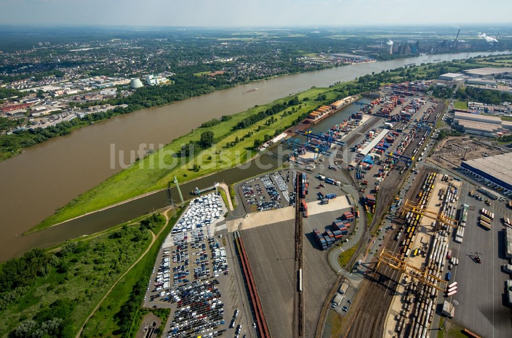 Duisburg aus der Vogelperspektive: Containerterminal im Containerhafen des Binnenhafen der DIT Duisburg Intermodal Terminal GmbH am Gaterweg in Duisburg im Bundesland Nordrhein-Westfalen