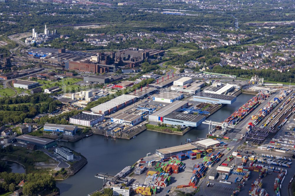 Duisburg aus der Vogelperspektive: Containerterminal im Containerhafen des Binnenhafen im Freihafen in Duisburg im Bundesland Nordrhein-Westfalen, Deutschland