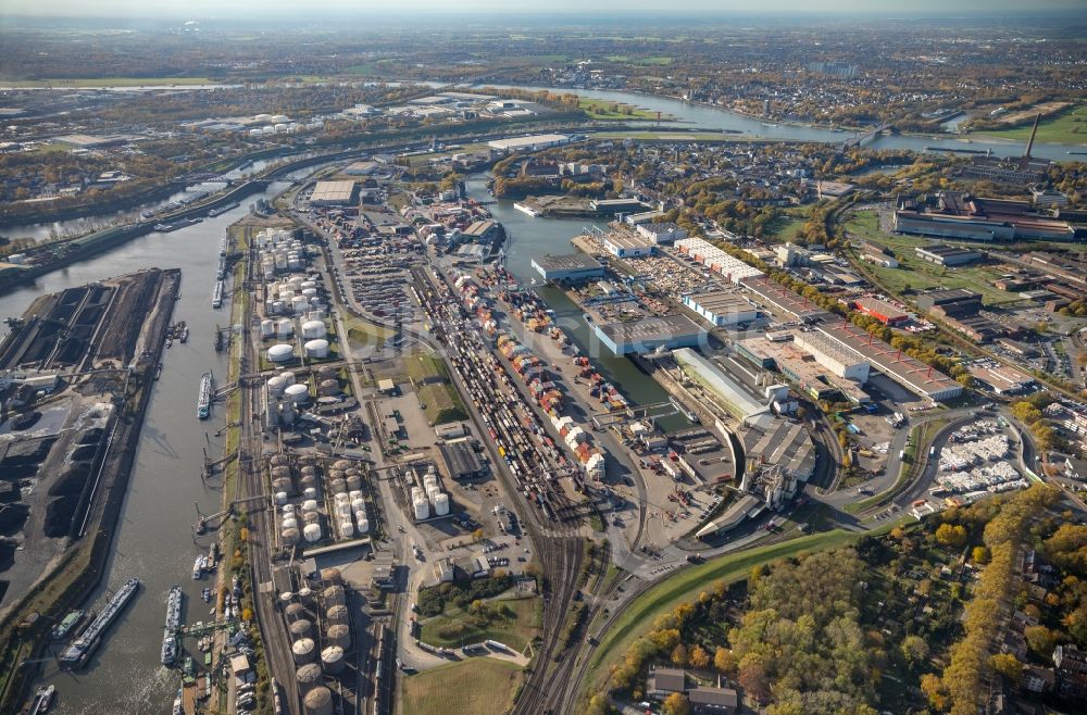 Luftbild Duisburg - Containerterminal im Containerhafen des Binnenhafen am Hafenkanal im Ortsteil Ruhrort in Duisburg im Bundesland Nordrhein-Westfalen, Deutschland