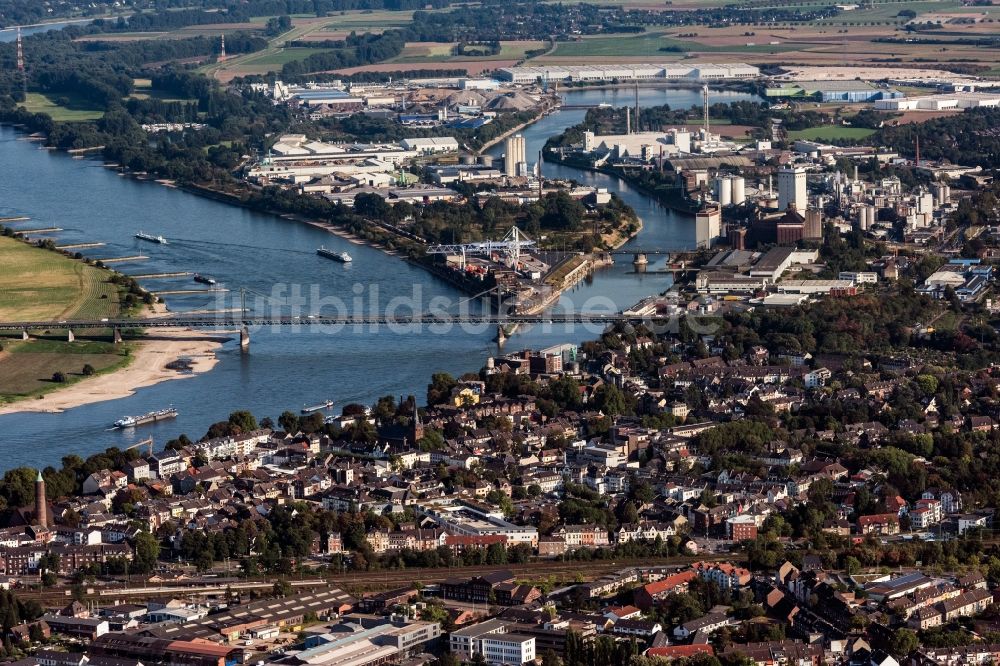 Luftaufnahme Krefeld - Containerterminal im Containerhafen des Binnenhafen Linner Mühlenbach in Krefeld im Bundesland Nordrhein-Westfalen