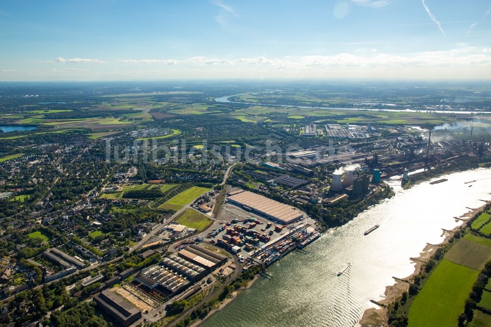 Luftbild Duisburg - Containerterminal im Containerhafen des Binnenhafen Logport II Duisport im Logistikzentrum Rheinhausen in Duisburg im Bundesland Nordrhein-Westfalen