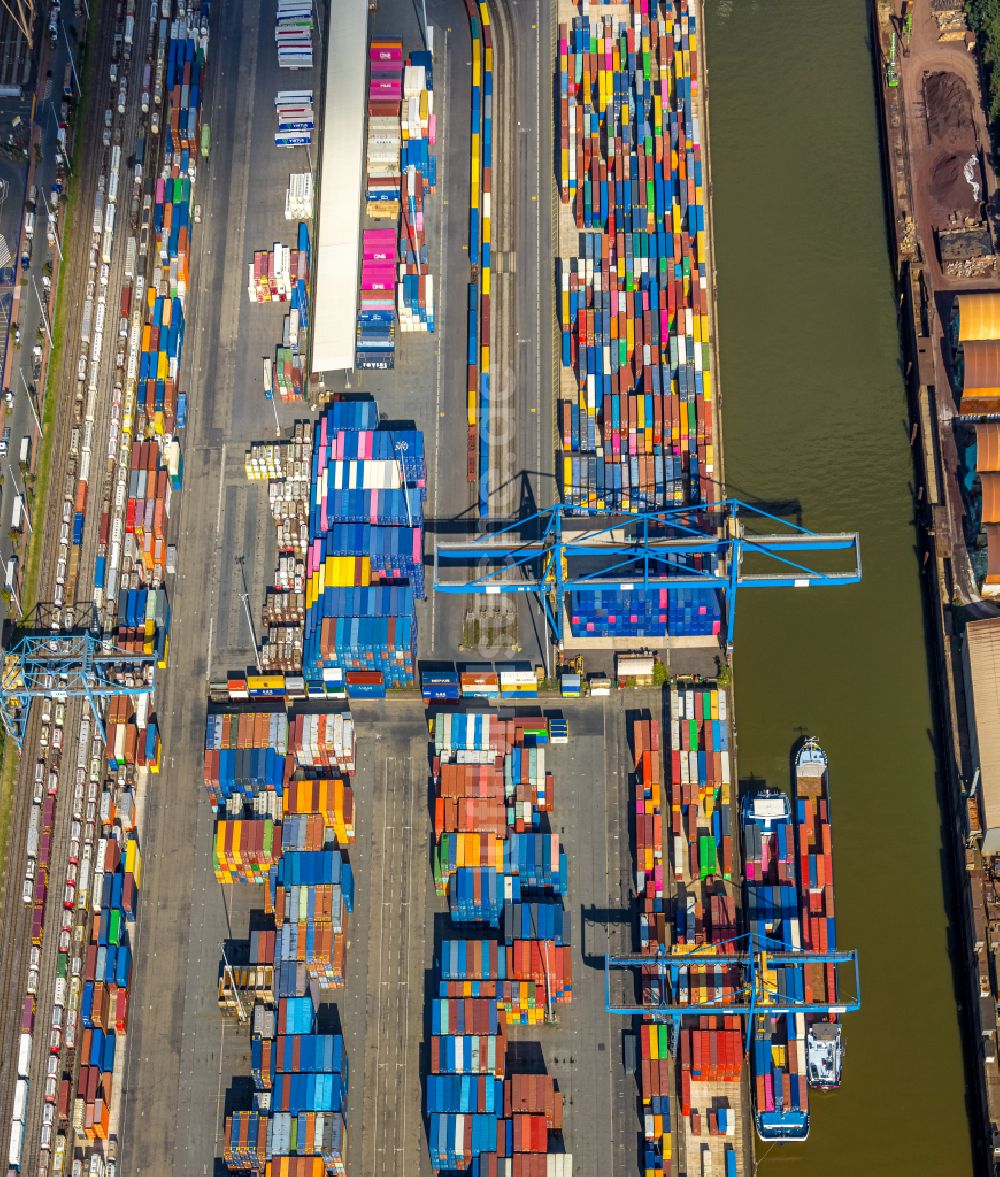 Luftbild Duisburg - Containerterminal im Containerhafen des Binnenhafen am Rhein im Ortsteil Friemersheim in Duisburg im Bundesland Nordrhein-Westfalen, Deutschland