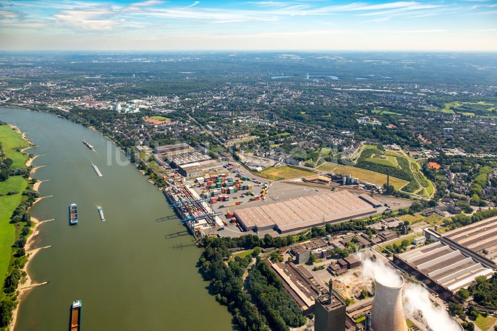 Duisburg aus der Vogelperspektive: Containerterminal im Containerhafen des Binnenhafen Rhein-Ruhr Terminal Gesellschaft für Container- und Güterumschlag mbH an der Richard-Seiffert-Straße in Duisburg im Bundesland Nordrhein-Westfalen