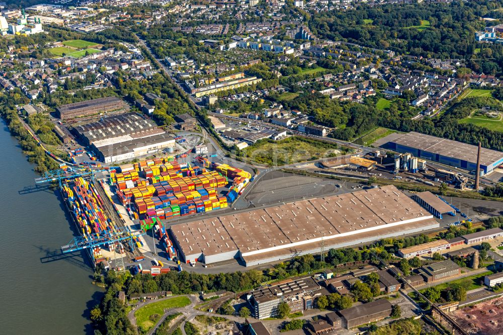 Luftbild Duisburg - Containerterminal im Containerhafen des Binnenhafen Rhein-Ruhr Terminal Gesellschaft für Container- und Güterumschlag mbH an der Richard-Seiffert-Straße in Duisburg im Bundesland Nordrhein-Westfalen