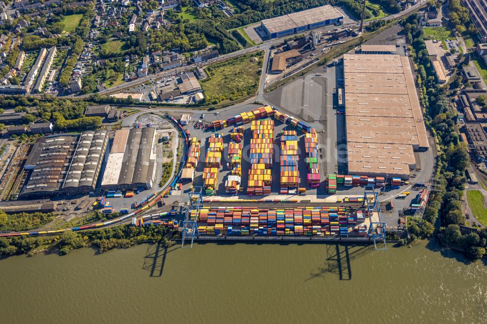 Duisburg von oben - Containerterminal im Containerhafen des Binnenhafen Rhein-Ruhr Terminal im Ortsteil Duisburg Süd in Duisburg im Bundesland Nordrhein-Westfalen, Deutschland