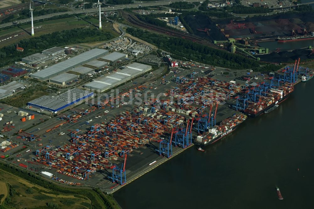 Luftaufnahme Hamburg - Containerterminal der DCP im Containerhafen des Überseehafens in Hamburg