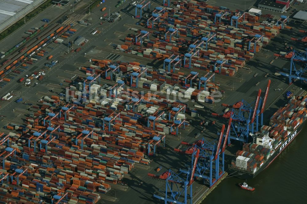 Hamburg aus der Vogelperspektive: Containerterminal der DCP im Containerhafen des Überseehafens in Hamburg