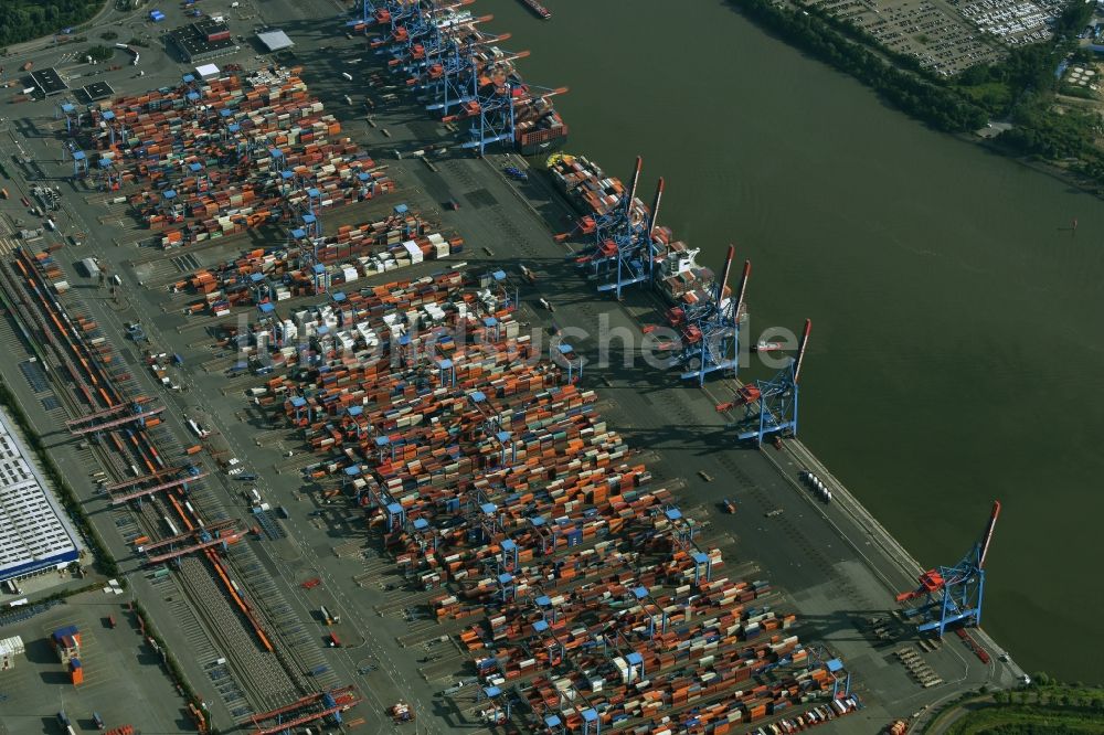 Hamburg von oben - Containerterminal der DCP im Containerhafen des Überseehafens in Hamburg